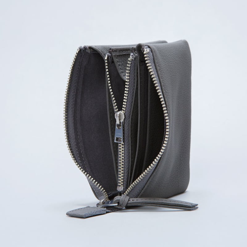 BUBBLE CALF UTILITY WALLET MEDIUM | ERA. BUBBLE CALF UTILITY WALLET MEDIUM | ERA.