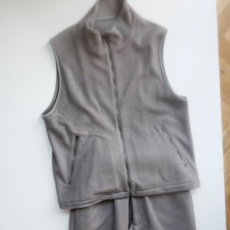 awasa  be prepared × awasa silk fleece vest