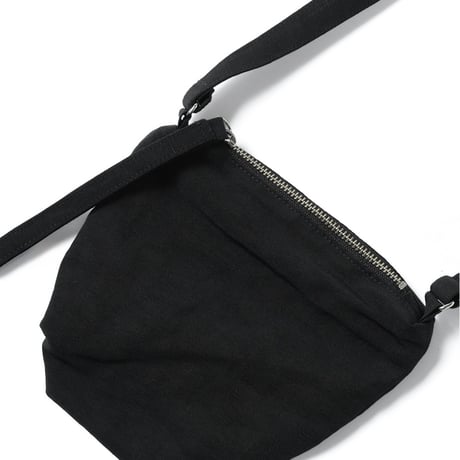 BATONER ERA. LINEN POCHETTE