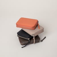 EO SHRINK ROUND PALM WALLET