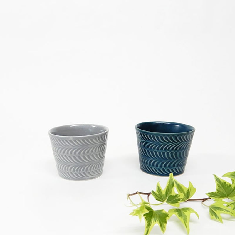 波佐見焼 フリーカップ 波佐見焼 陶房青 窯元 レトロな椿柄がキュート