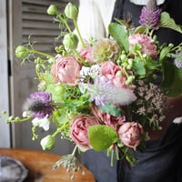 【神戸市東灘区・西宮市限定配送※一部地域除く】当店直送！季節のブーケ便3000