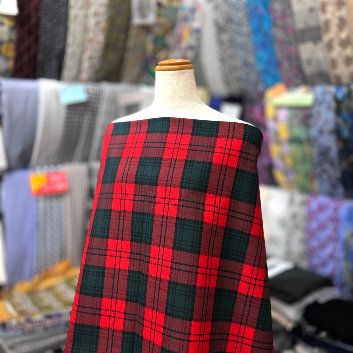 10㎝からカットOK】タータンチェック柄先染めサマーウール | 服地