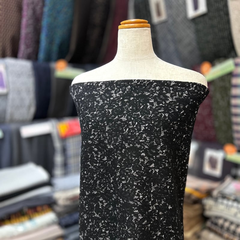 1カットのみ】ニードルパンチレース(黒) | 服地とお仕立てのサカモト