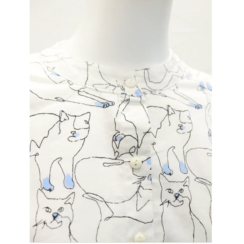 前開き＆後ろ下がりが嬉しい♪ネコ柄綿ブラウス | 服地とお仕立ての 