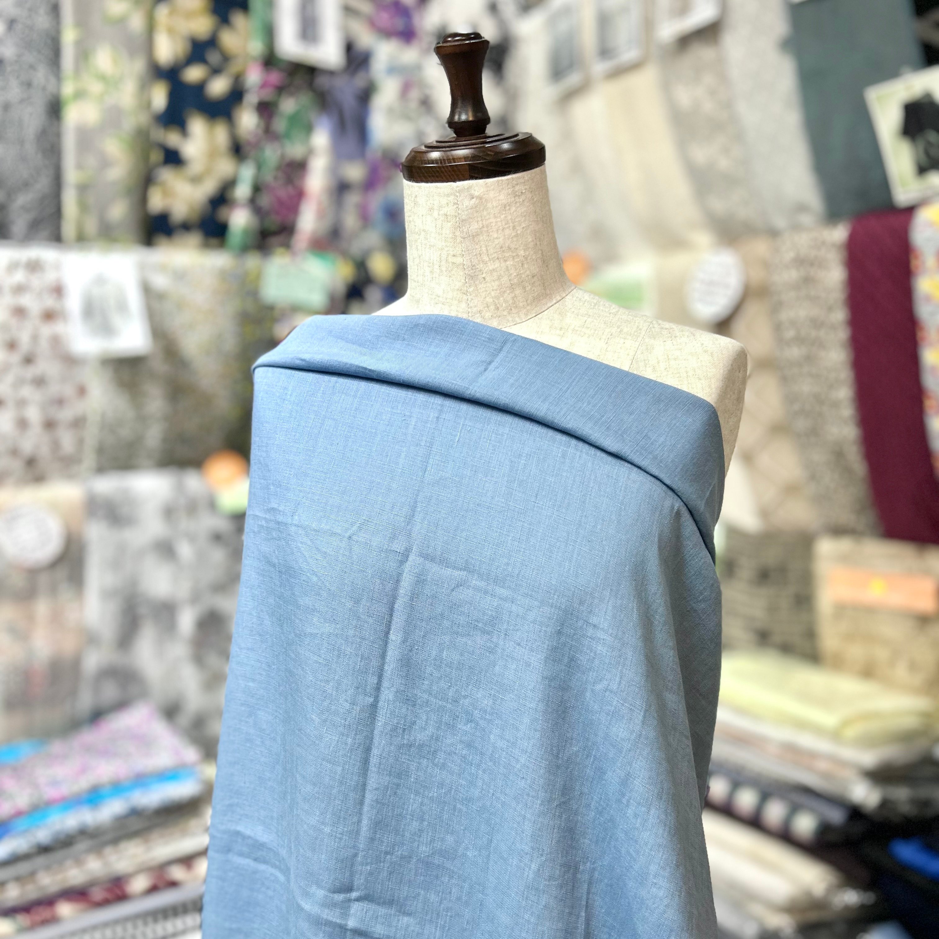 10㎝からカットOK】バイオ加工リネン(水色) | 服地のサカモト