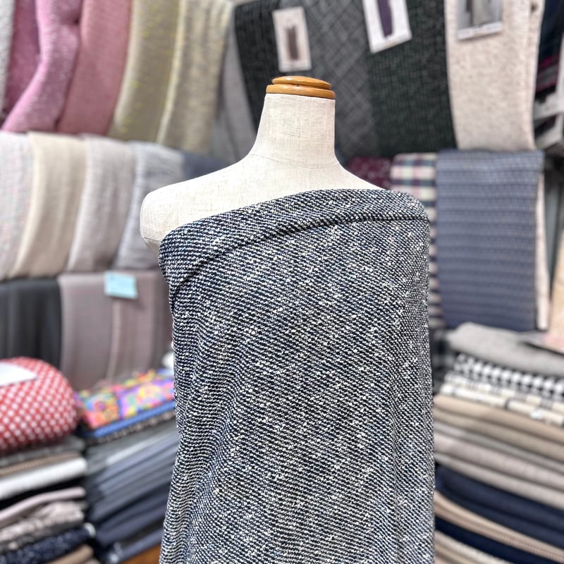 1カットのみ】イタリア製ファンシーツイード(ネイビー系) | 服地とお