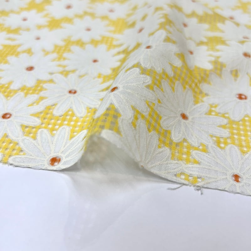 1カットのみ】スイス製花柄綿ポリエステルレース | 服地とお仕立ての