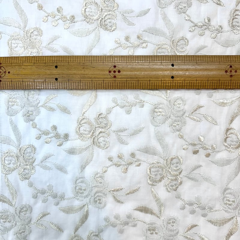10㎝からカットOK】花柄綿レース | 服地とお仕立てのサカモト