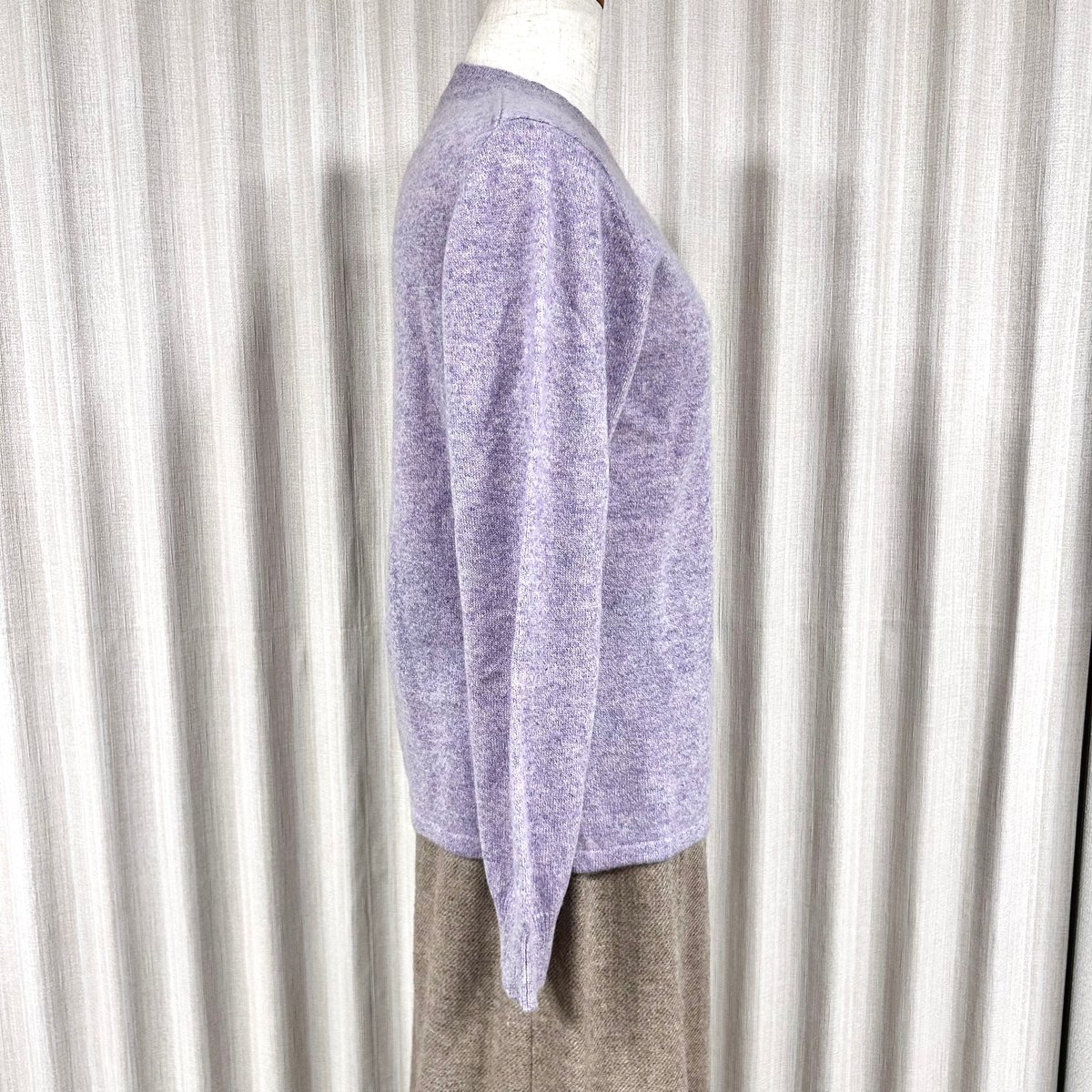 手洗いOK】カシミヤ100％クルーネックセーター(ラベンダー) | 服地とお