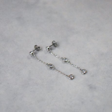 zirconia chain pierce / earring