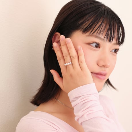 petit dot ring