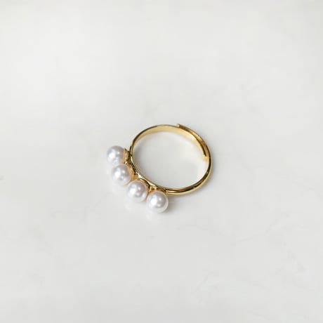 petit dot ring