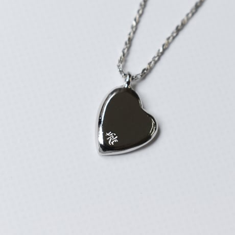 shell heart necklace M