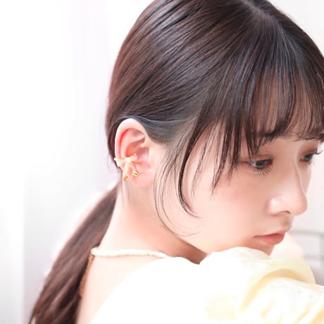 lily ribbon ear cuff