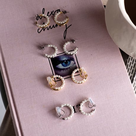 pearl × metal pierce / earring
