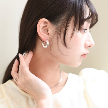 pearl × metal pierce / earring