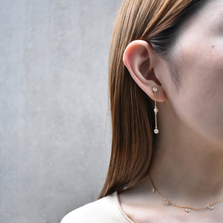 zirconia chain pierce / earring