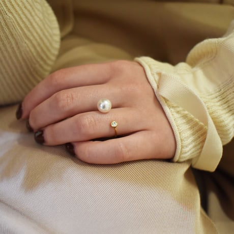 pearl × bijou fork ring