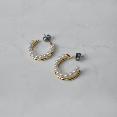 pearl × metal pierce / earring