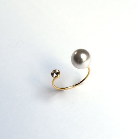 pearl × bijou fork ring