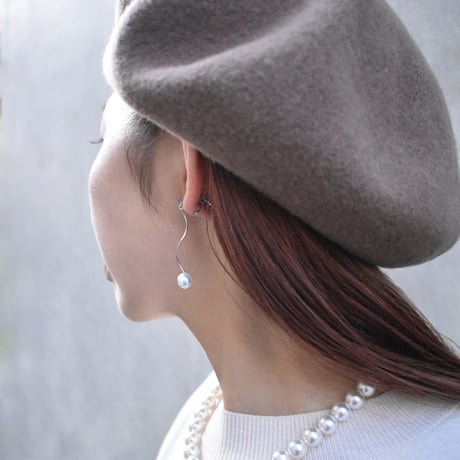 gentle curve pearl pierce / earring