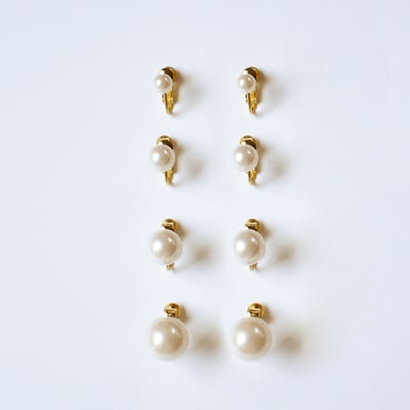 single pearl earring