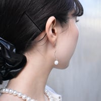 gentle curve pearl pierce / earring