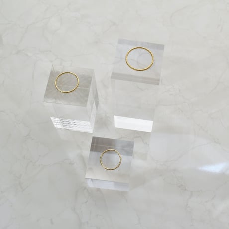 14KGF hammered skinny ring