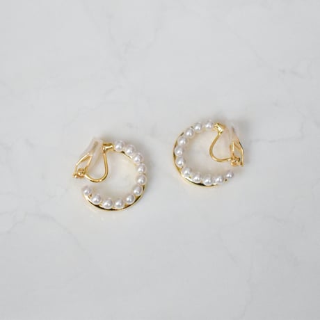 pearl × metal pierce / earring