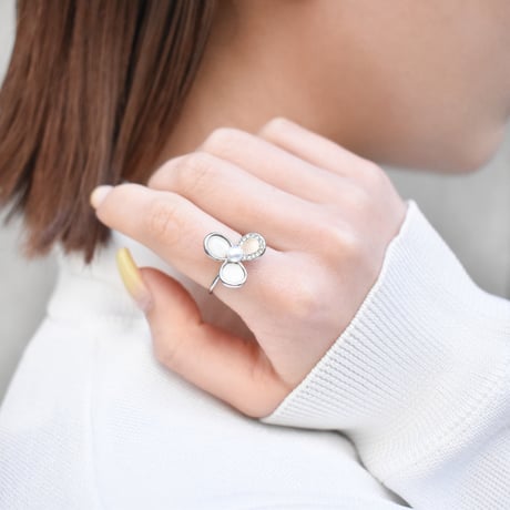 petal clover ring
