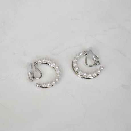 pearl × metal pierce / earring