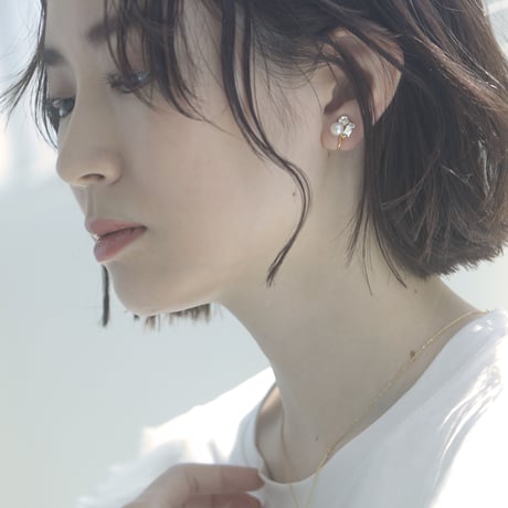 dazzling pierce / earring