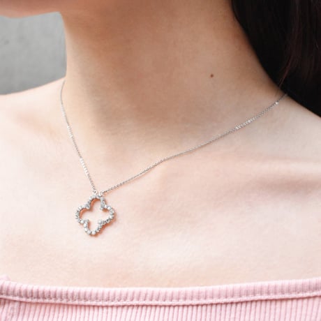bloom rhinestone necklace