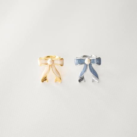 lily ribbon ear cuff