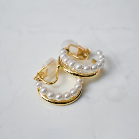 pearl × metal pierce / earring