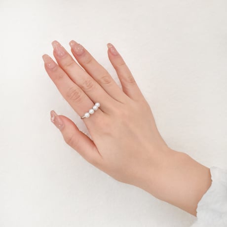petit dot ring