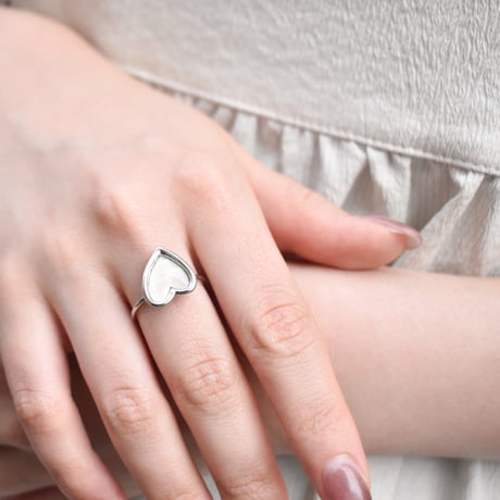 shell heart ring M
