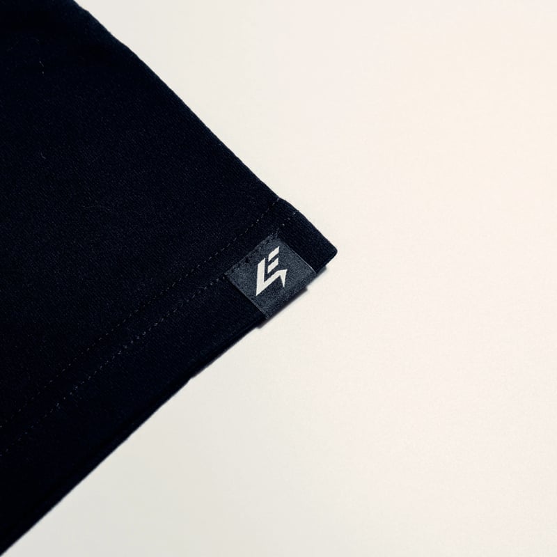 EVLT Big Silhouette Tee (BLK) | EVERLIFT STORE