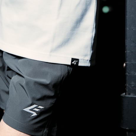 Center LS (WHT)