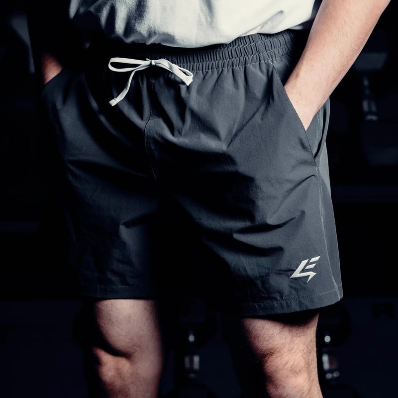 ウォーキング・ランニングウェア EVLT Versatile Shorts (CGY) ウォーキング・ランニングウェア EVLT Versatile Shorts (CGY