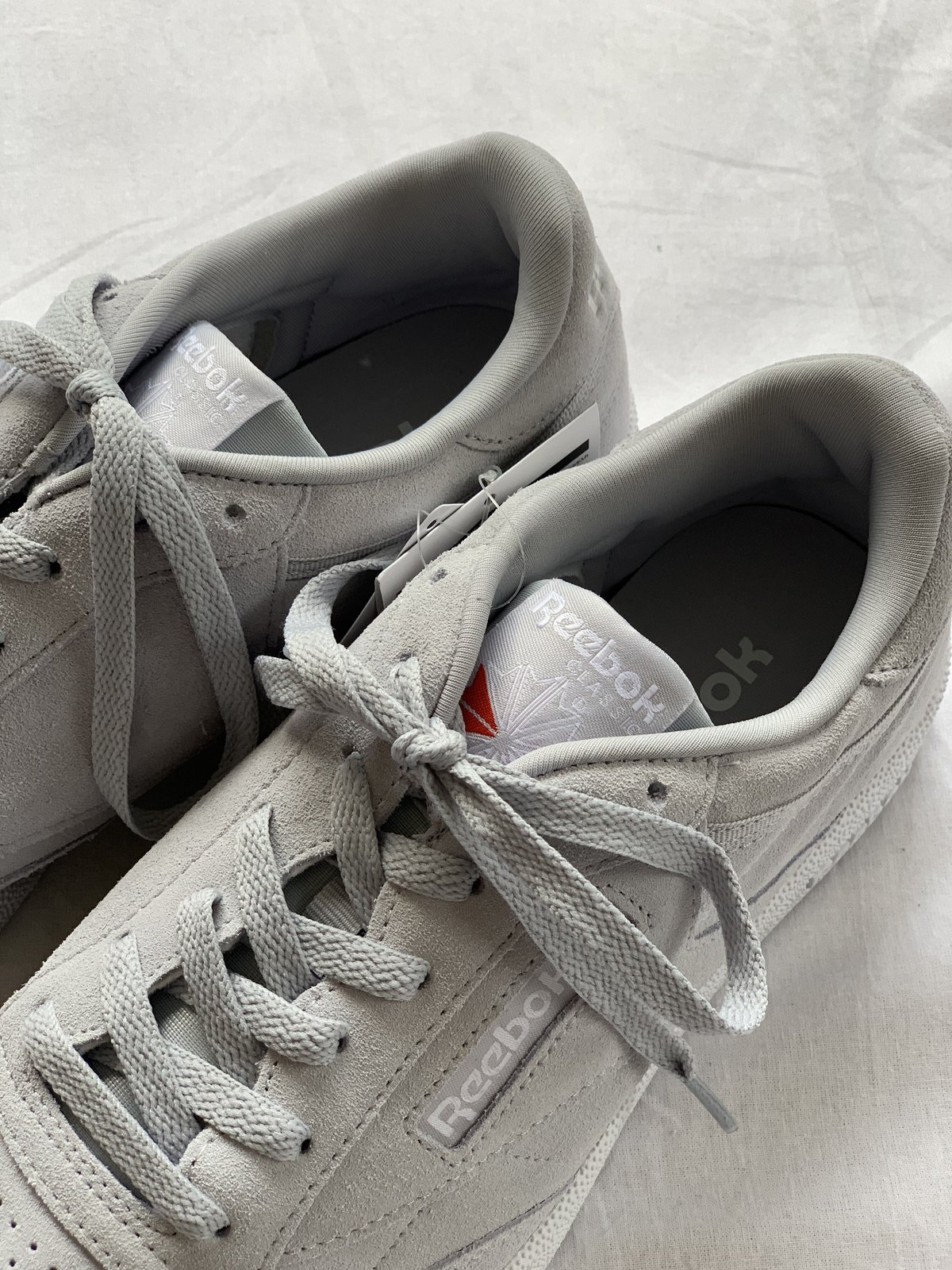 Reebok CLUB C] Greige Natural Leather Edition