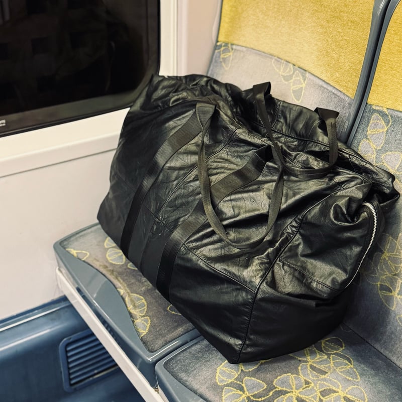 【新品】anytee Vintage Leather Parachute Bag 11月中旬お届け再販分］ Fragments of Vintage Leather_Para