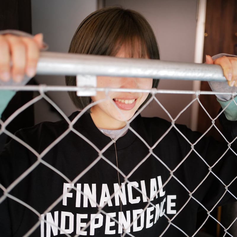 anytee classics] Financial Independent Tee_Bla