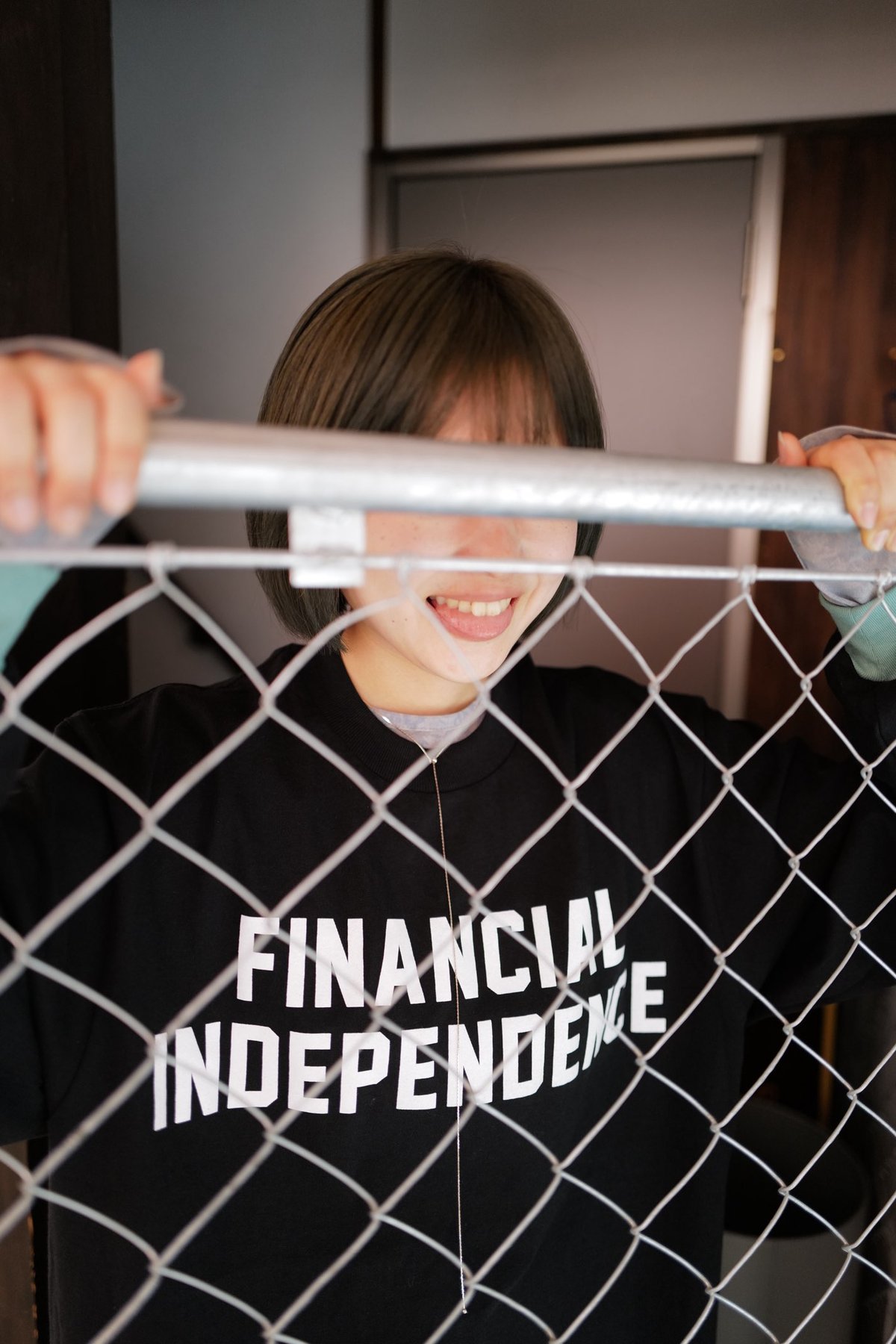 トップス anytee classics Financial Independent anytee classics] Financial Independent Tee_Bla