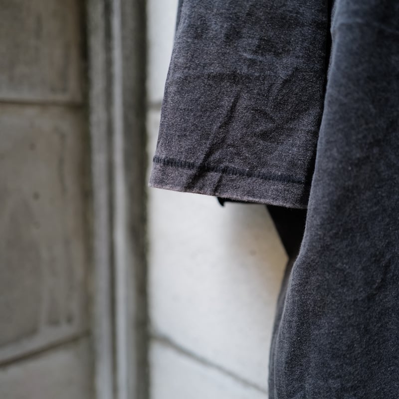 anytee classics] Single Stitch Tee_Faded Black