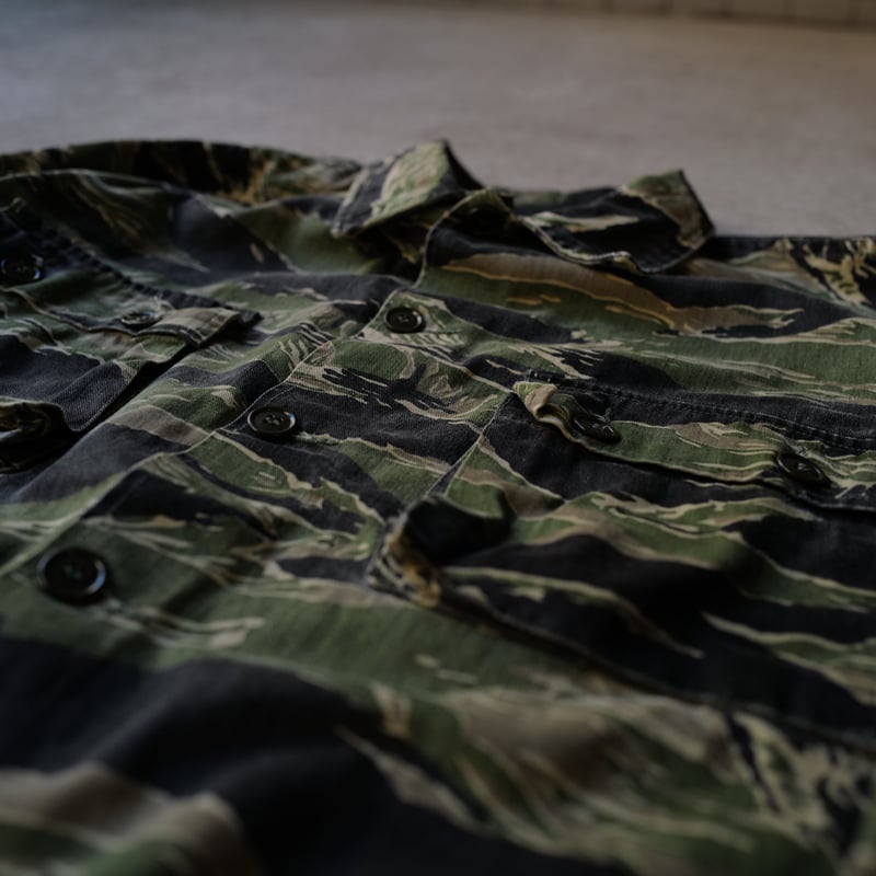 XL fit］Tiger Stripe Camo Jacket_no.00 | anytee