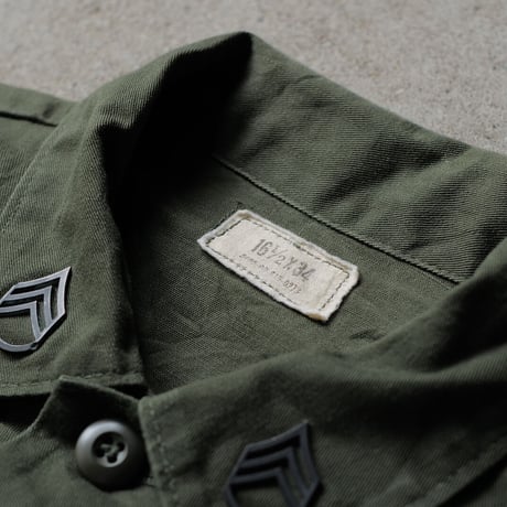 ［16 (1/2) / XL fit］USARMY Olive Green Shirts