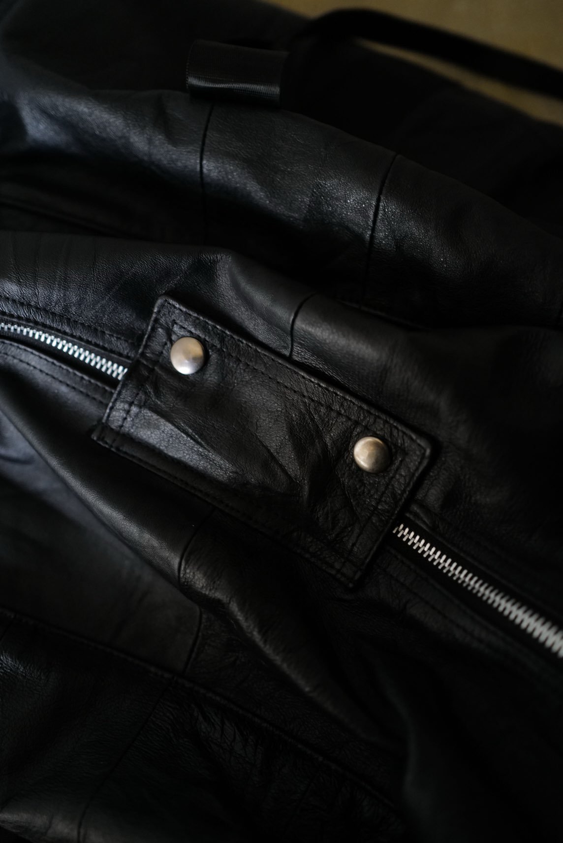 Fragments of Vintage Leather_Parachute Bag | an
