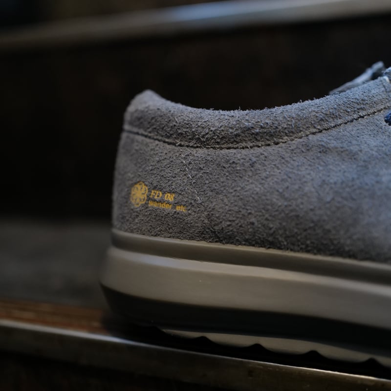 新品　ワンダー　ビッグフット　モカシン　スニーカー　グレー　US9 27cm 新品 ワンダー ビッグフット モカシン スニーカー グレー US9 27cm Big